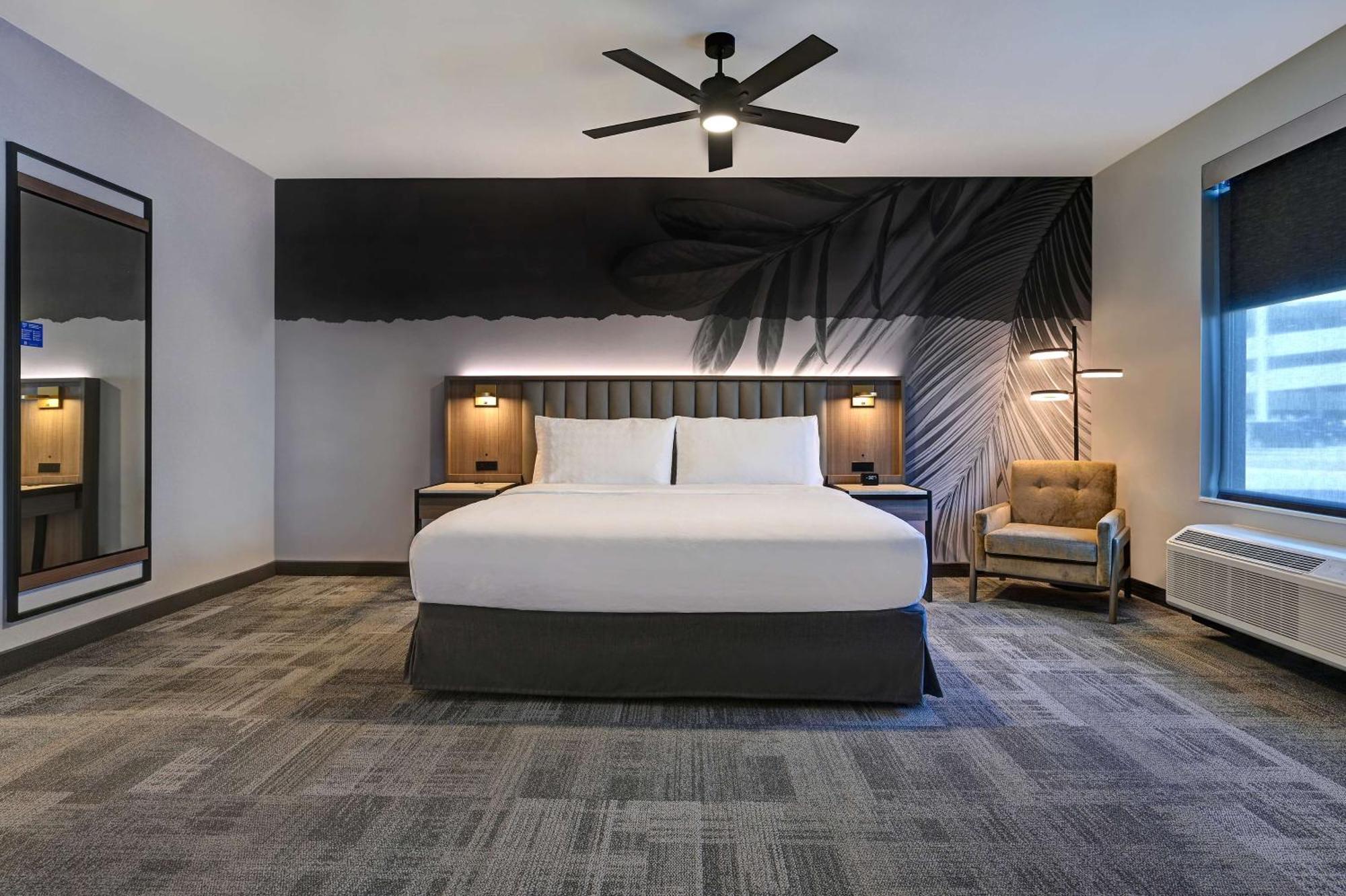 Homewood By Hilton Dallas Hotel